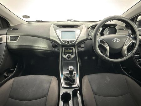 2014-Hyundai-Elantra-18-GLS-Executive_1