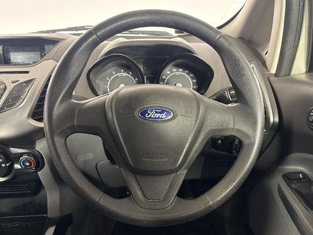 2016-Ford-EcoSport-15-TiVCT-Ambiente_12