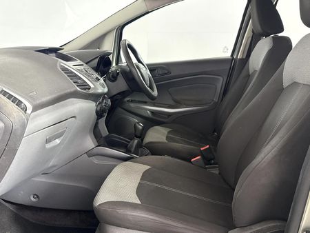2016-Ford-EcoSport-15-TiVCT-Ambiente_8