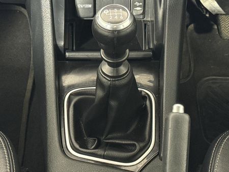 2022-Toyota-Corolla-Quest-18-Prestige_10
