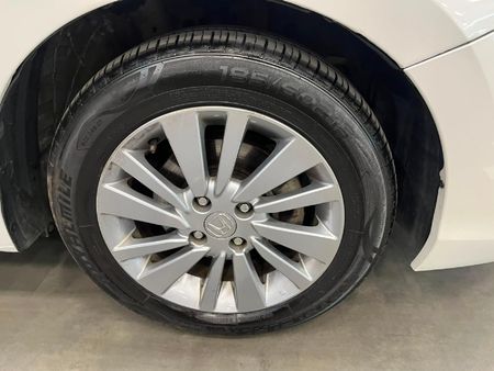 2024-Honda-Ballade-15-Comfort-Auto_9