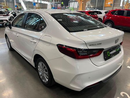 2024-Honda-Ballade-15-Comfort-Auto_4
