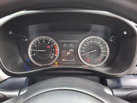 2025-Toyota-Starlet-15-XS-Auto_8