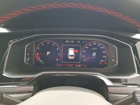 2026-Volkswagen-Polo-20-GTI-Auto-147kW_11