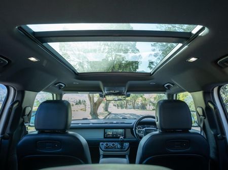 2021-Land-Rover-Defender-110-D240-SE-X-Dynamic-177kW_10