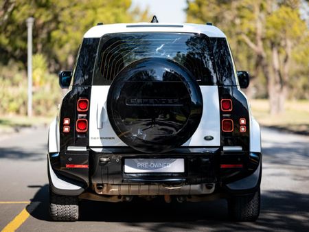 2021-Land-Rover-Defender-110-D240-SE-X-Dynamic-177kW_5