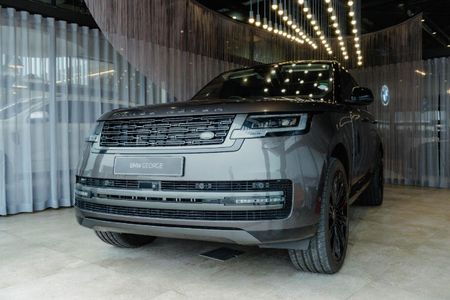 2022-Land-Rover-Range-Rover-30-D-First-Edition_0