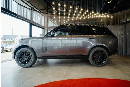 2022-Land-Rover-Range-Rover-30-D-First-Edition_2