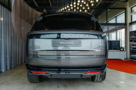 2022-Land-Rover-Range-Rover-30-D-First-Edition_4