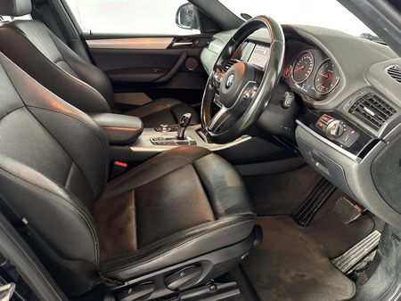 2017-BMW-X4-xDrive20d-M-Sport_9