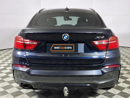 2017-BMW-X4-xDrive20d-M-Sport_17