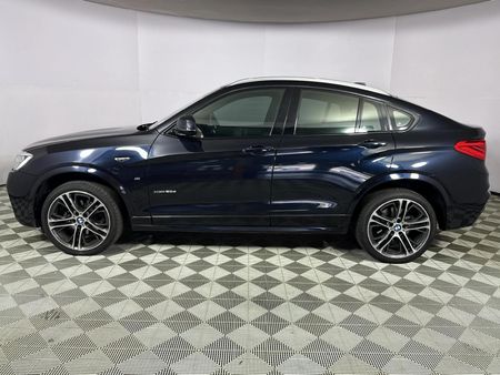 2017-BMW-X4-xDrive20d-M-Sport_18