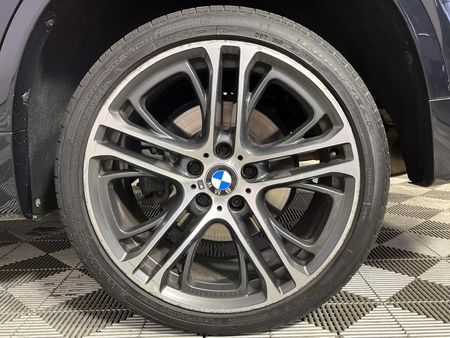 2017-BMW-X4-xDrive20d-M-Sport_6