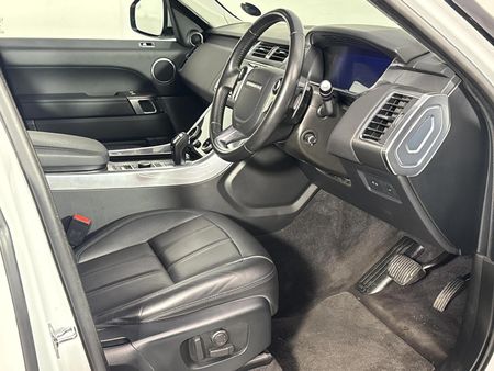 2019-Land-Rover-Range-Rover-Sport-30-D-SE-190kW_9