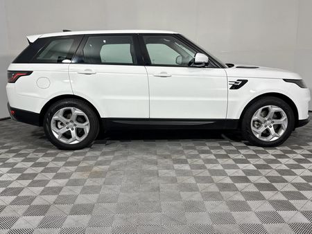 2019-Land-Rover-Range-Rover-Sport-30-D-SE-190kW_17