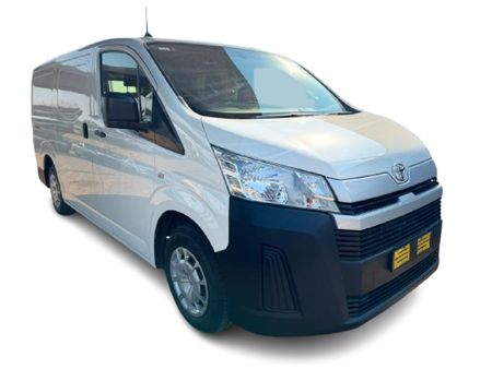 2020-Toyota-Quantum-28-LWB-Panel-Van_1