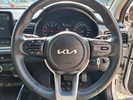 2022-Kia-Rio-14-LX-5-dr-Auto_9