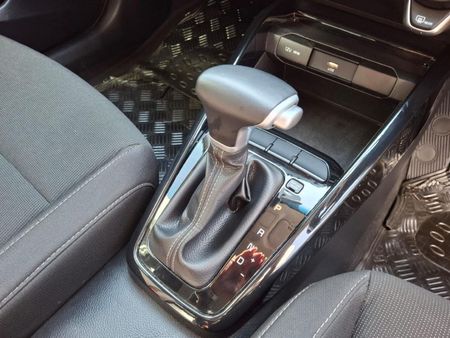 2022-Kia-Rio-14-LX-5-dr-Auto_13