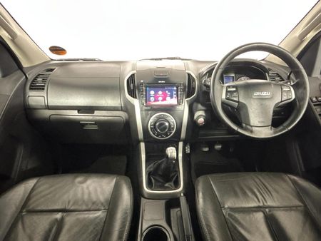 2016-Isuzu-KB-300-D-Teq-LX-Double-Cab_1