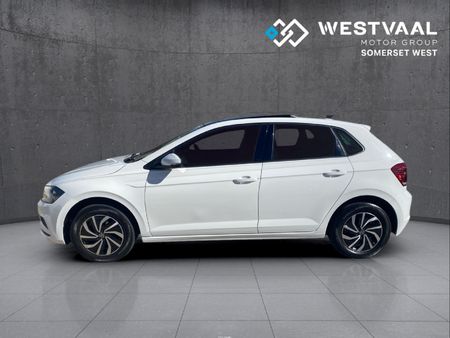 2021-Volkswagen-Polo-10-TSI-Comfortline_3