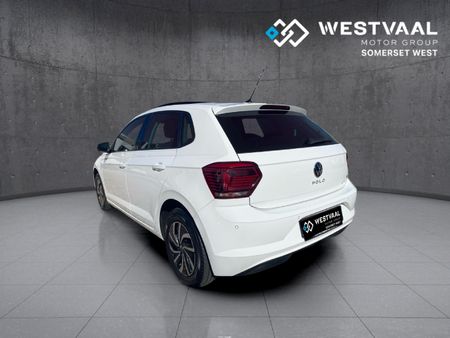 2021-Volkswagen-Polo-10-TSI-Comfortline_4