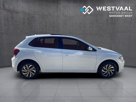 2021-Volkswagen-Polo-10-TSI-Comfortline_7