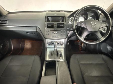 2009-Mercedes-Benz-C-Class-C-220-CDi-Avantgarde-Auto_1