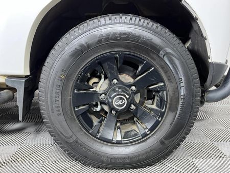 2024-Mahindra-Pik-Up-22-mHawk-S6-4x4-Double-Cab_5