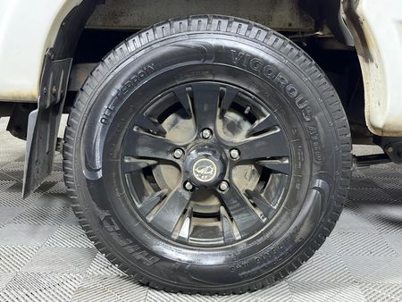 2024-Mahindra-Pik-Up-22-mHawk-S6-4x4-Double-Cab_7