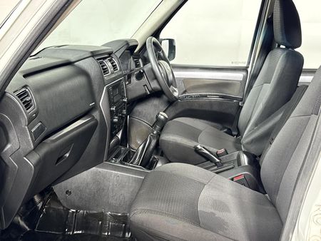 2024-Mahindra-Pik-Up-22-mHawk-S6-4x4-Double-Cab_8