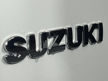 2026-Suzuki-Jimny-15-GLX_9