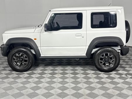 2026-Suzuki-Jimny-15-GLX_5