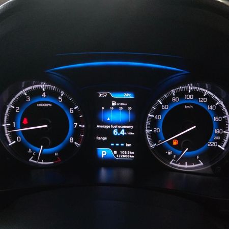 2017-Suzuki-Baleno-14-GLX-Auto_13
