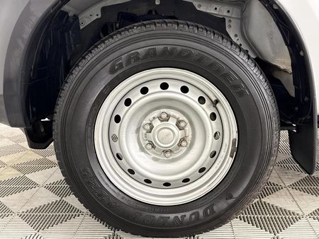 2023-Isuzu-D-Max-19-DDI-L-4x4-Double-Cab_4