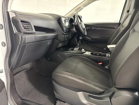 2023-Isuzu-D-Max-19-DDI-L-4x4-Double-Cab_8
