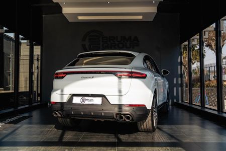 2020-Porsche-Cayenne-Coupe-S_1