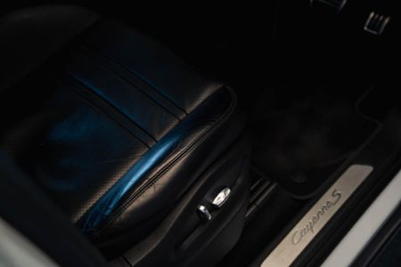 2020-Porsche-Cayenne-Coupe-S_8