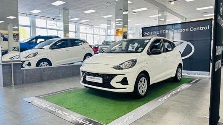 2025-Hyundai-Grand-i10-10-Motion_2