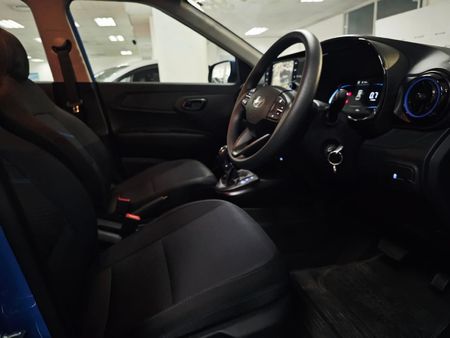 2025-Hyundai-Exter-12-Premium-Auto_19