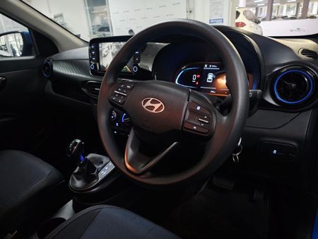 2025-Hyundai-Exter-12-Premium-Auto_8