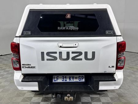 2023-Isuzu-D-Max-19-DDI-HR-LS-Auto-Double-Cab_17
