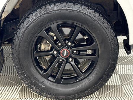 2023-Isuzu-D-Max-19-DDI-HR-LS-Auto-Double-Cab_5