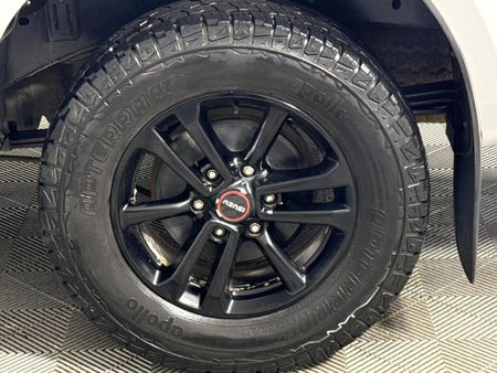 2023-Isuzu-D-Max-19-DDI-HR-LS-Auto-Double-Cab_6