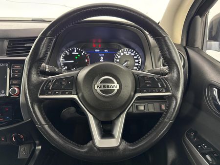 2021-Nissan-Navara-25-DDTi-LE-Plus-4X4-Auto-Double-Cab_11