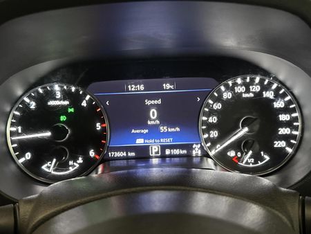 2021-Nissan-Navara-25-DDTi-LE-Plus-4X4-Auto-Double-Cab_2