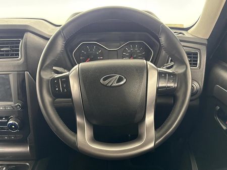 2024-Mahindra-Pik-Up-22-mHawk-S11-Auto-Double-Cab_11
