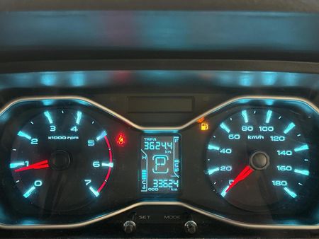 2024-Mahindra-Pik-Up-22-mHawk-S11-Auto-Double-Cab_2