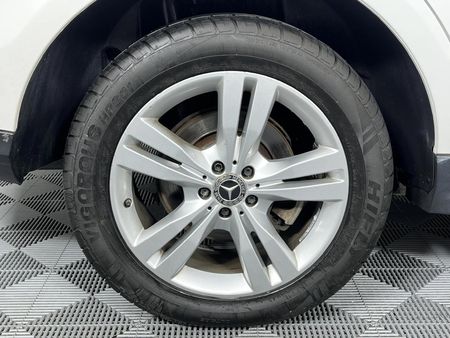 2017-Mercedes-Benz-GLE-350d-4Matic_7
