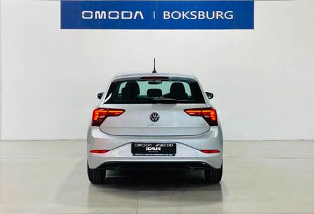 2025-Volkswagen-Polo-10-TSI-Life-Auto-DSG_5