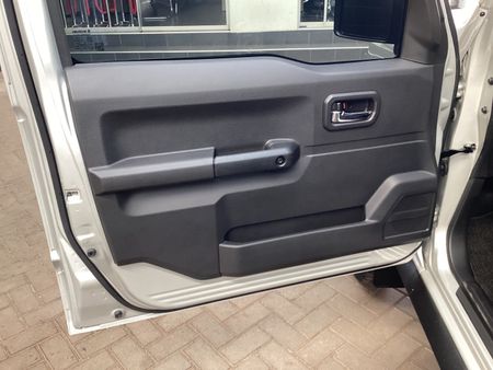 2024-Suzuki-Jimny-15-GLX-AllGrip-5-Door_17